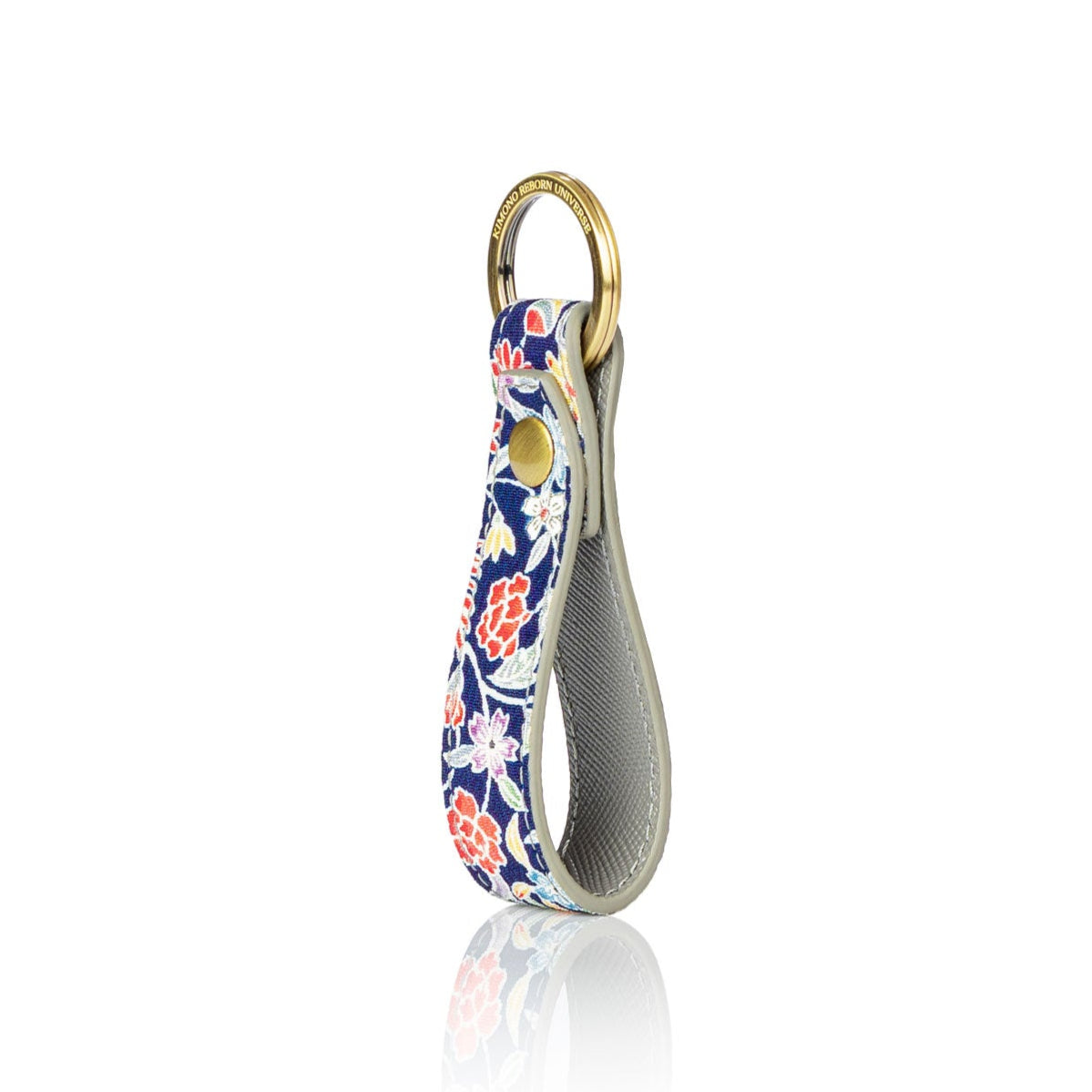 Kimono Keychain Gray 007
